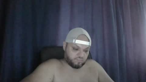 Snapshot of glusgan chatting on 07/23/26, 08:23 Your boy online show from 07/23/26, 08:23
