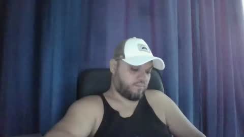 Snapshot of glusgan chatting on 07/24/26, 08:12 Your boy online show from 07/24/26, 08:12