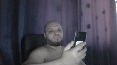 Snapshot of glusgan chatting on 07/26/26, 10:11 Your boy online show from 07/26/26, 10:11