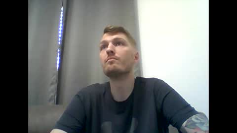 gmonay1331 online show from 02/04/25, 11:49