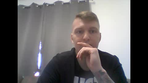 gmonay1331 online show from 10/02/25, 12:39