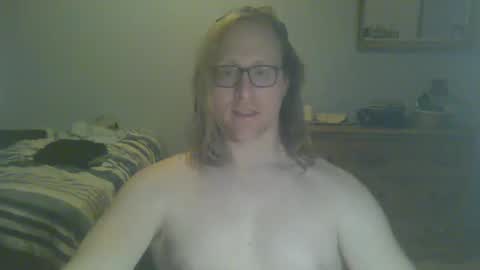 Snapshot of gnger31foru chatting on 02/07/25, 02:19 Steven Meadow online show from 02/07/25, 02:19