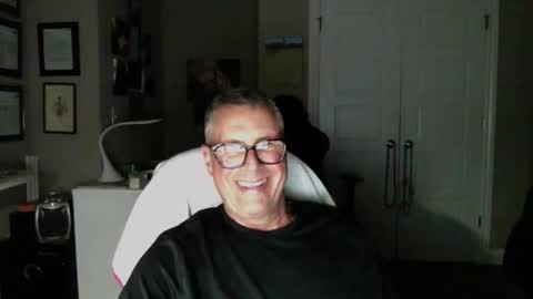 gobber1026 online show from 04/18/26, 01:31