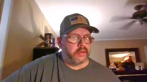 Snapshot of gobey33 chatting on 09/13/25, 12:10 IDKIDCIDGAF online show from 09/13/25, 12:10