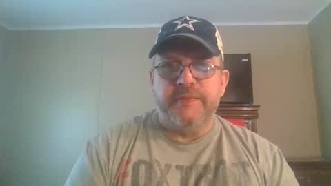 IDKIDCIDGAF online show from 04/22/26, 06:09