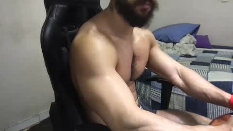 Snapshot of god_hunkules chatting on 01/02/25, 04:13 god hunkules online show from 01/02/25, 04:13