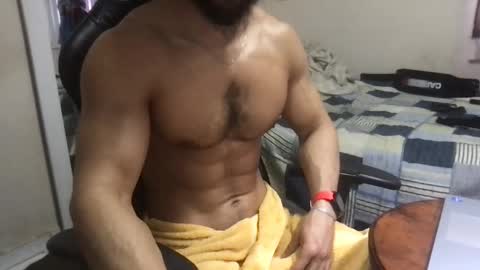 Snapshot of god_hunkules chatting on 01/17/25, 03:53 god hunkules online show from 01/17/25, 03:53