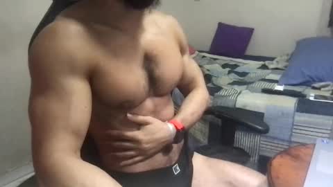 Snapshot of god_hunkules chatting on 01/18/25, 07:04 god hunkules online show from 01/18/25, 07:04