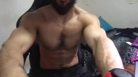 Snapshot of god_hunkules chatting on 02/19/25, 06:10 god hunkules online show from 02/19/25, 06:10