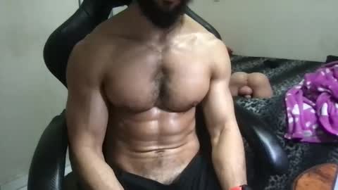 Snapshot of god_hunkules chatting on 02/24/25, 10:36 god hunkules online show from 02/24/25, 10:36