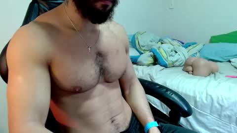 Snapshot of god_hunkules chatting on 10/20/25, 04:29 god hunkules online show from 10/20/25, 04:29