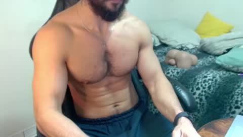 god hunkules online show from 11/18/25, 04:22