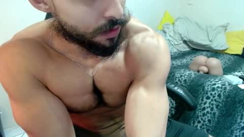 god hunkules online show from 12/15/25, 10:14