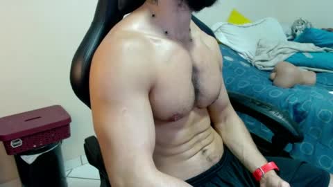 god hunkules online show from 04/19/26, 08:11