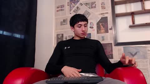 steven online show from 11/28/25, 02:42