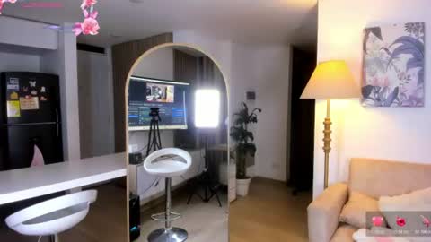 Snapshot of goddess8love chatting on 06/17/26, 04:48 goddess8love online show from 06/17/26, 04:48