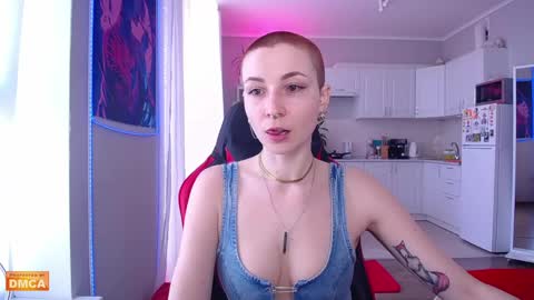 Elpis Foxter online show from 05/04/26, 10:33