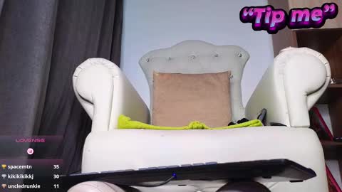 Mrs. Isabella online show from 01/18/25, 10:17