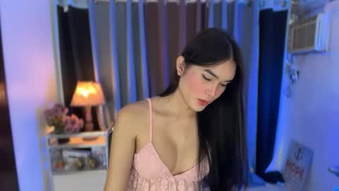 Snapshot of goddess_jennyxx chatting on 10/14/25, 02:40 goddess_jennyxx online show from 10/14/25, 02:40