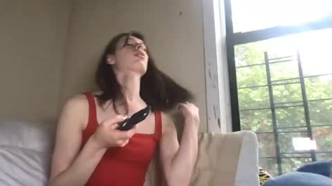 goddess_larz online show from 06/14/26, 10:45