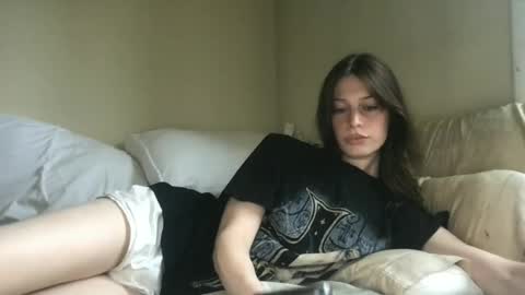 goddess_larz online show from 06/29/26, 05:46