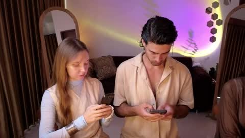   330 UTC2 girls   online show from 04/17/26, 02:47