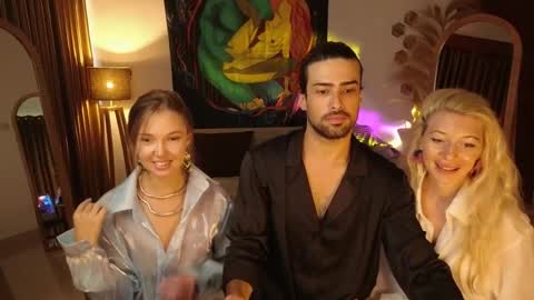   330 UTC2 girls   online show from 05/16/26, 02:41