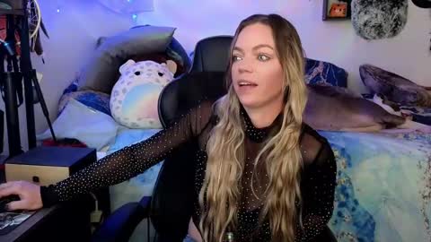 Patricia Mars           Goddess of Mars twitter thegoddessmindy online show from 03/04/25, 06:39