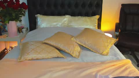 Katrin online show from 10/19/25, 12:22