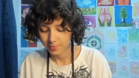 vee online show from 02/23/25, 05:56