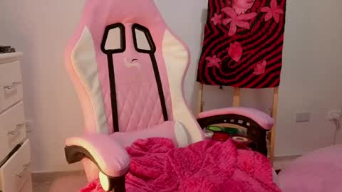 vee online show from 04/19/26, 11:40