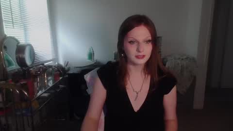 Snapshot of goddess_vertigo52 chatting on 05/01/26, 02:32 Goddess of Insanity online show from 05/01/26, 02:32