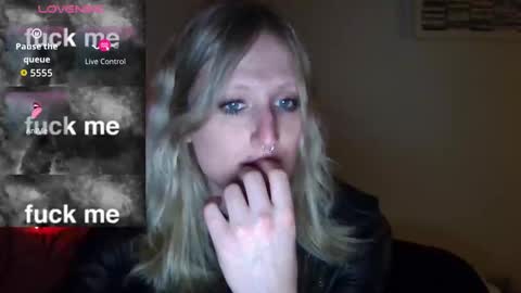 Snapshot of goddessalison chatting on 01/14/26, 12:49 goddessalison online show from 01/14/26, 12:49