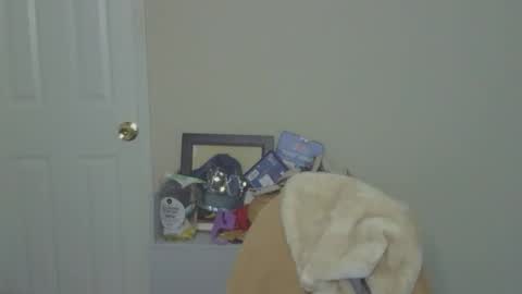 Snapshot of goddessdaisysky chatting on 10/26/25, 04:24 Goddess Daisy Sky online show from 10/26/25, 04:24