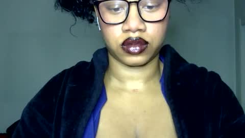 Snapshot of goddessdaisysky chatting on 12/18/25, 05:35 Goddess Daisy Sky online show from 12/18/25, 05:35