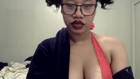 Snapshot of goddessdaisysky chatting on 01/06/26, 07:39 Goddess Daisy Sky online show from 01/06/26, 07:39