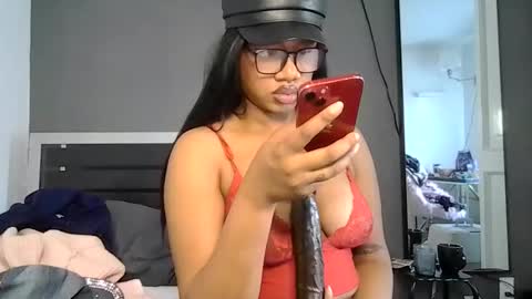 Snapshot of goddessdaisysky chatting on 02/22/26, 05:22 Goddess Daisy Sky online show from 02/22/26, 05:22