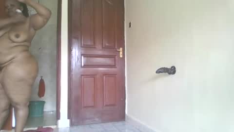 Snapshot of goddessebon chatting on 01/11/25, 07:28 shasha big online show from 01/11/25, 07:28