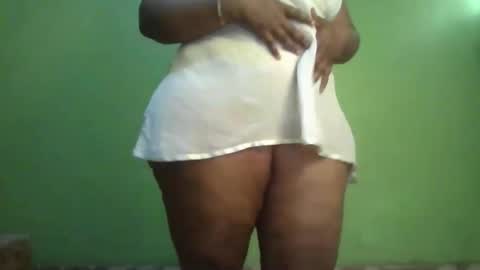 Snapshot of goddessebon chatting on 09/15/25, 08:14 shasha big online show from 09/15/25, 08:14