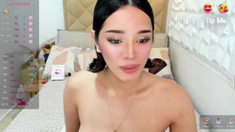 Snapshot of goddessheartxxx chatting on 06/18/26, 05:30 ruiz online show from 06/18/26, 05:30