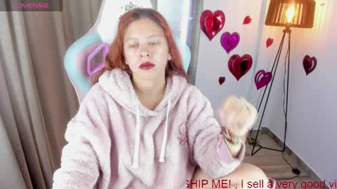 Snapshot of goddessjessica_roger chatting on 02/17/25, 06:20 Goddess Jessica and slave Roger online show from 02/17/25, 06:20