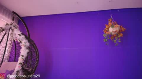 Snapshot of goddessjulieta chatting on 07/17/26, 06:46 Julieta online show from 07/17/26, 06:46