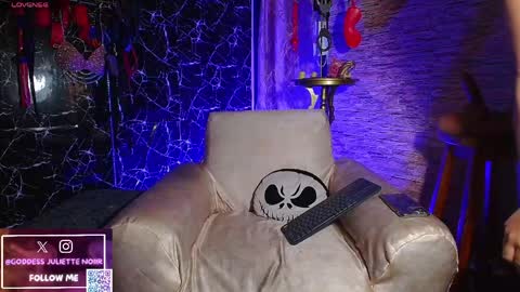 Snapshot of goddessjuliettenoiir chatting on 05/29/26, 10:57 Goddes Juliette Noiir online show from 05/29/26, 10:57