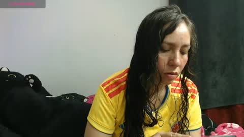  Naih Reyes online show from 07/04/26, 02:07