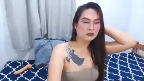 QUEEN JANE online show from 11/09/25, 12:14