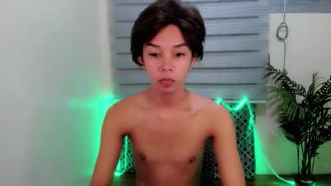 JENNIFER online show from 12/22/25, 10:45