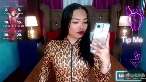 Snapshot of goddessvina7068 chatting on 01/19/25, 10:28 goddessvina7068 online show from 01/19/25, 10:28
