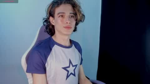 goddest_perseus_ online show from 04/29/26, 07:53