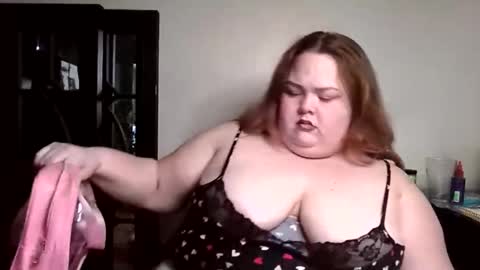 godessisabella online show from 02/12/25, 04:00