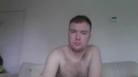 Snapshot of gogo12104 chatting on 12/18/24, 02:28 jme online show from 12/18/24, 02:28